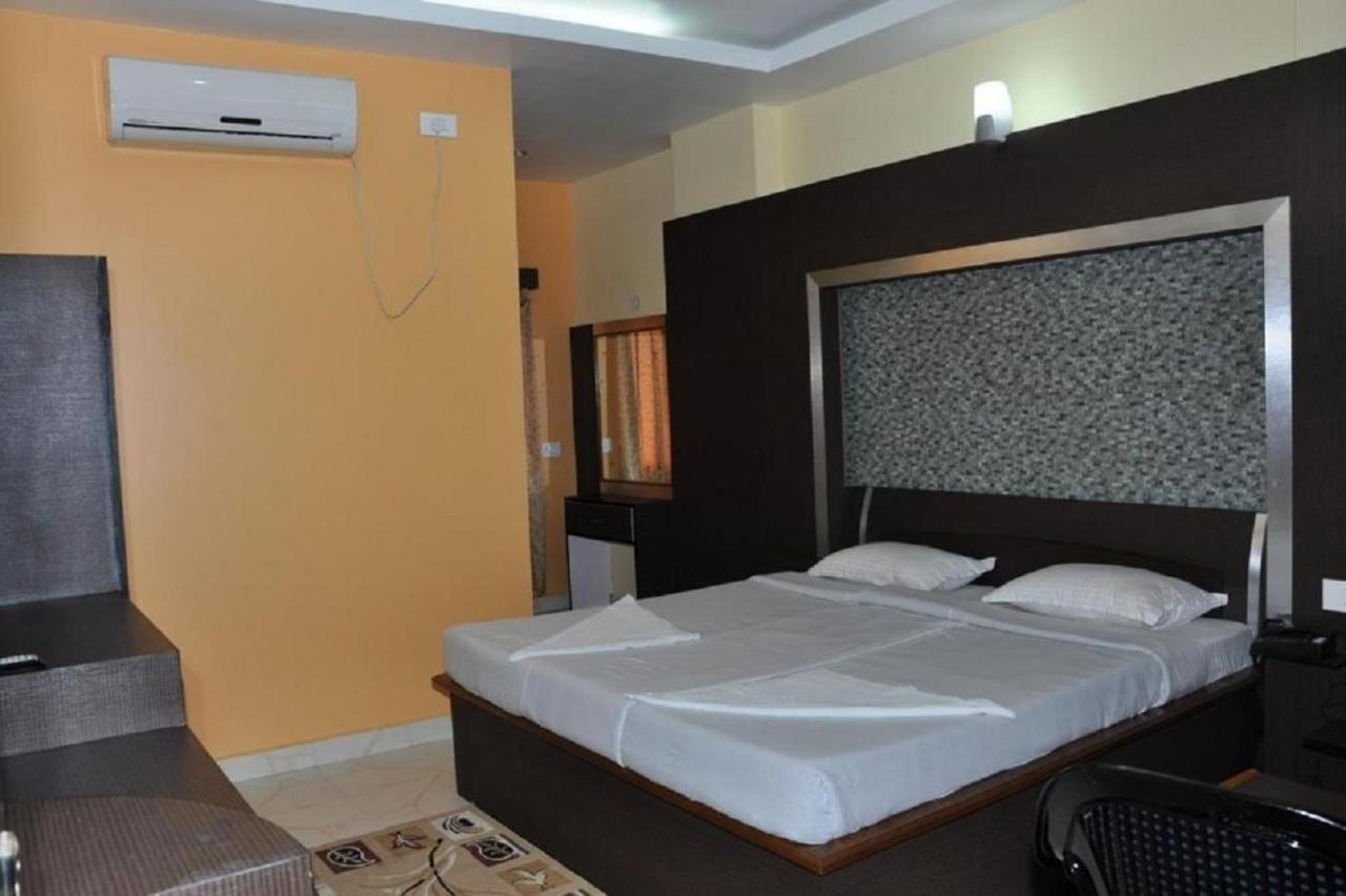 Hotel Barbareek Šillong Exteriér fotografie