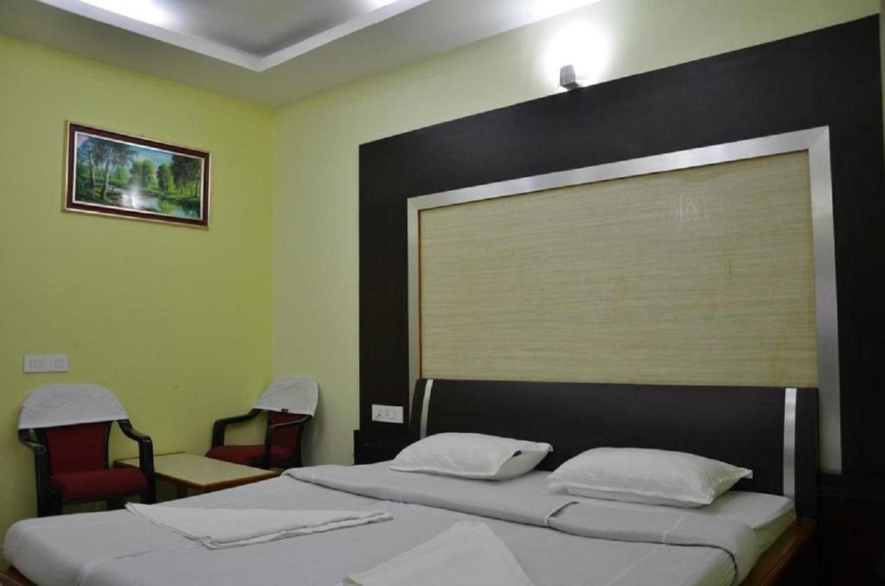 Hotel Barbareek Šillong Exteriér fotografie